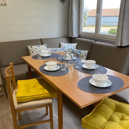 Appartement Mobil Cosy 5 Personnes Proche Du Puy Du Fou La Boissiere-de-Montaigu